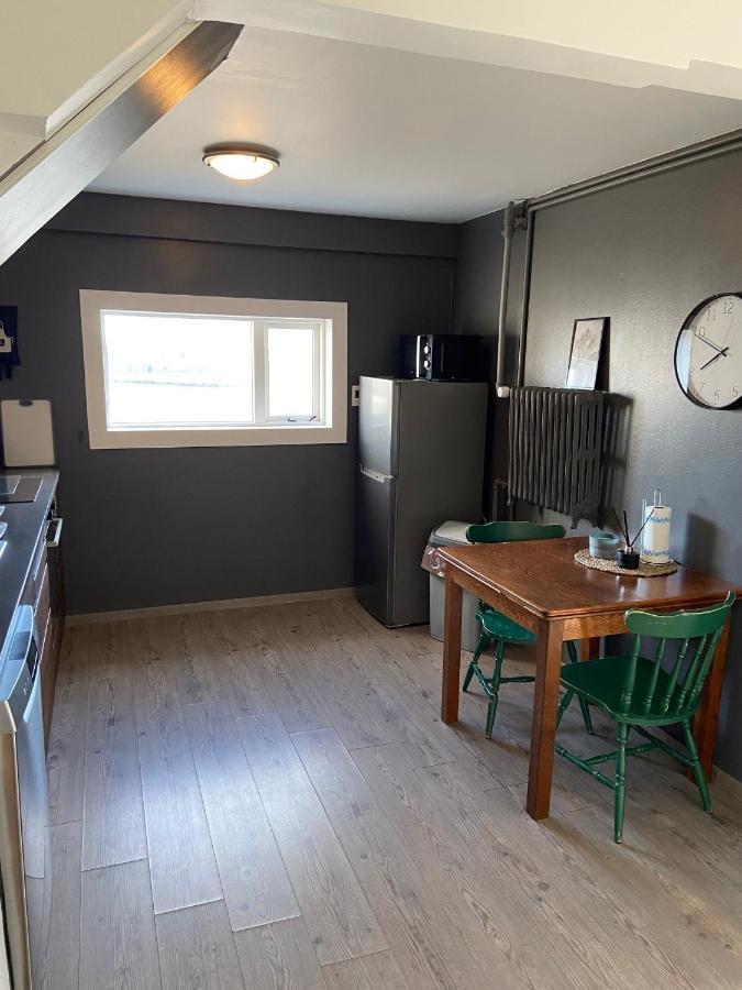 The Little Guesthouse Downtown - Keflavik Airport Exterior photo